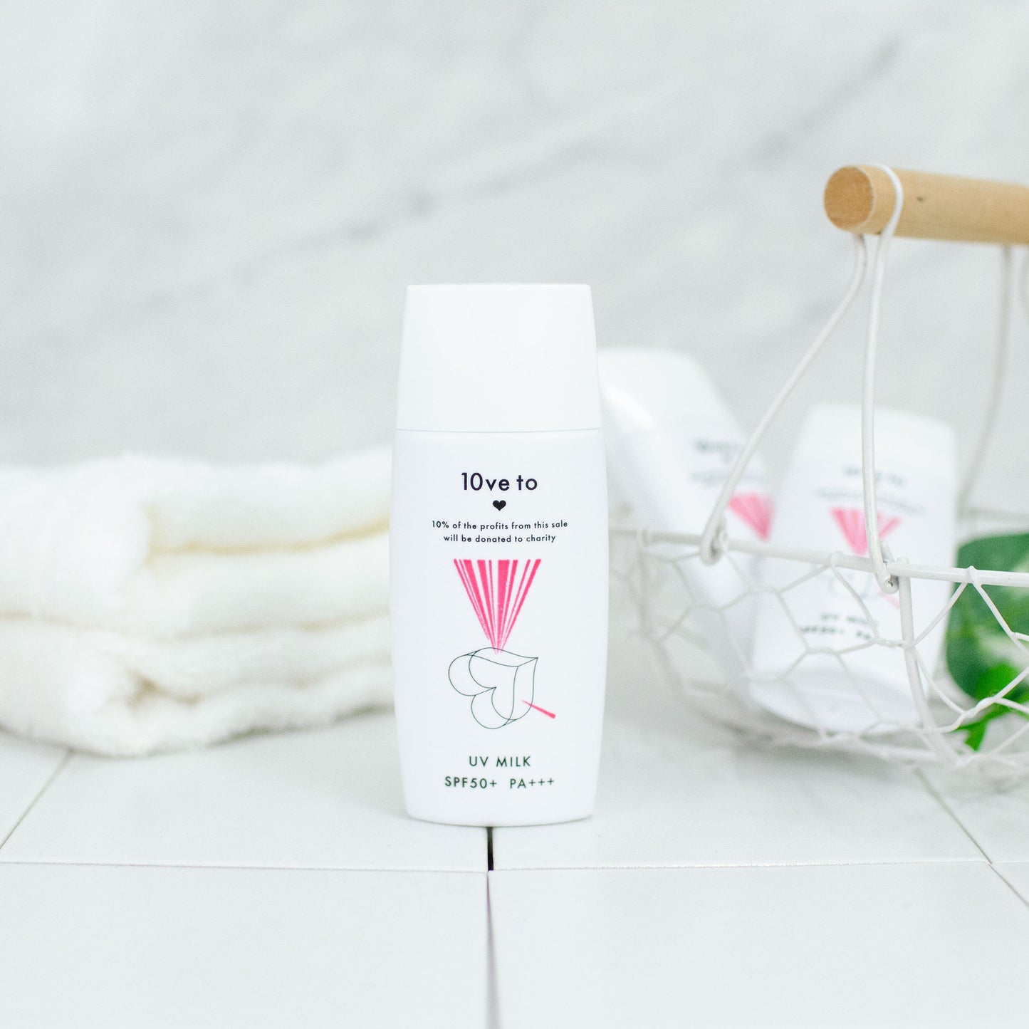 ラブトゥ UVミルク (SPF50+/PA+++)