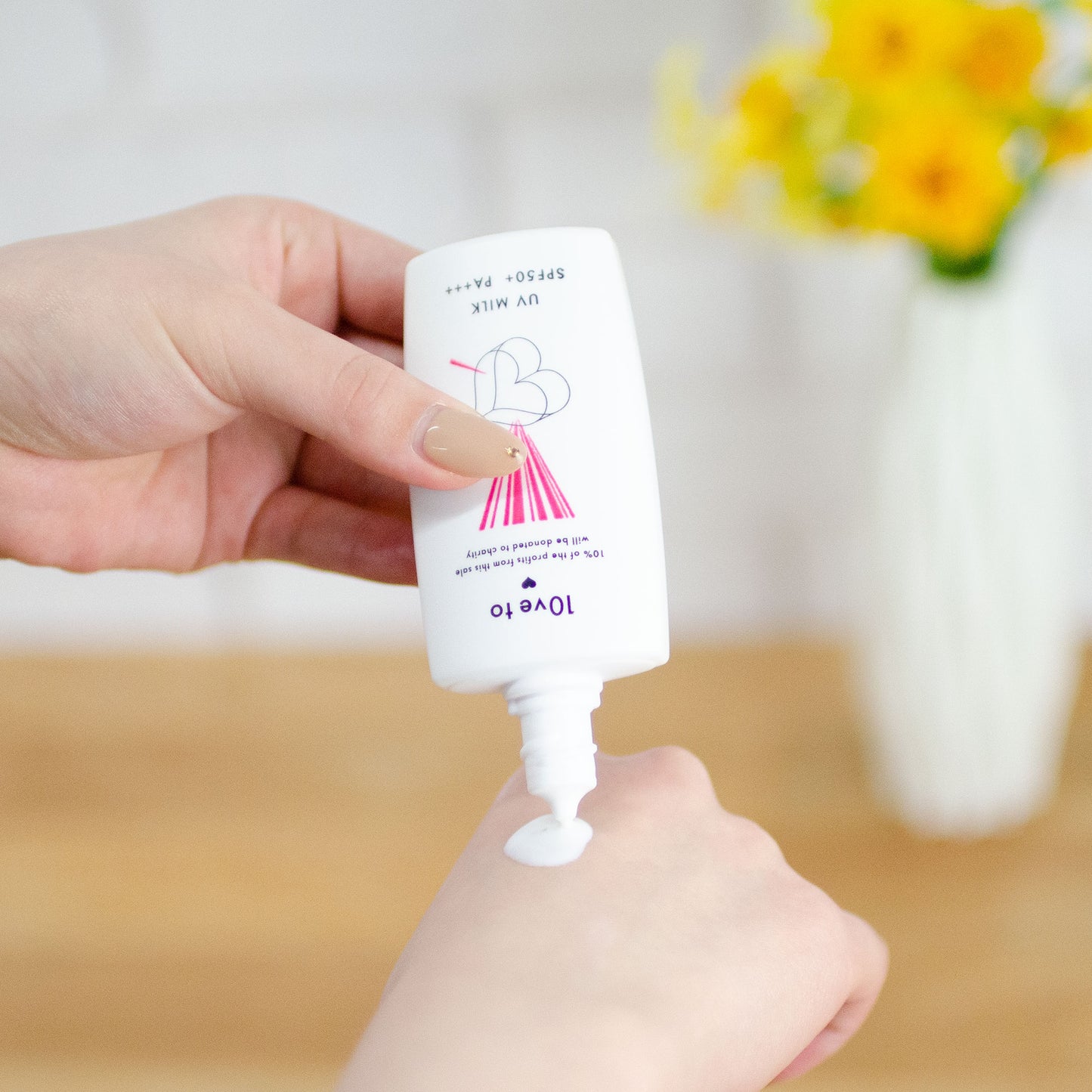 ラブトゥ UVミルク (SPF50+/PA+++)